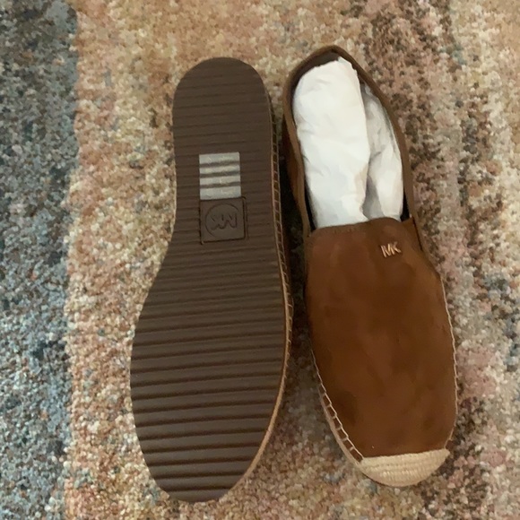 Slip on - Picture 4 of 6